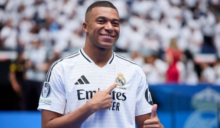 Başakşehir’den Kylian Mbappe’ye yapay zeka sürprizi