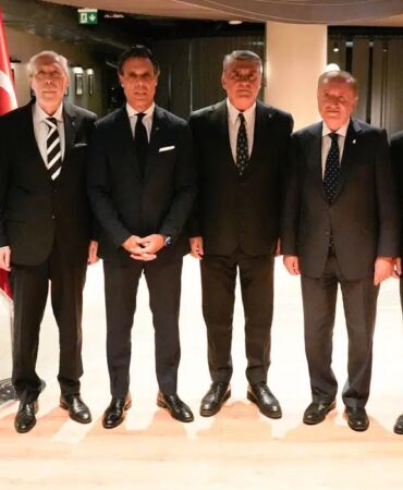 Beşiktaş’ta olağan divan başkanlığı için sandıklar açıldı