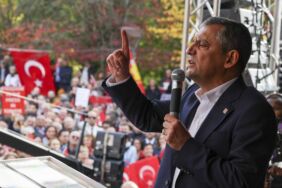 Brüksel’de on binler CHP mitinginde buluştu! Özgür Özel’den dikkat çeken sözler