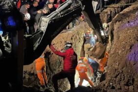 Bursa’da korkunç olay Kanalizasyon çalışmasında 2 kardeş göçük altında yaşamını yitirdi