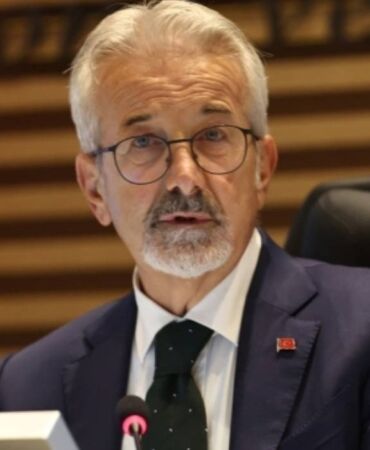 Bursa’da operasyon Eski Nilüfer Belediye Başkanı Turgay Erdem ve 14 kişi tutuklandı!