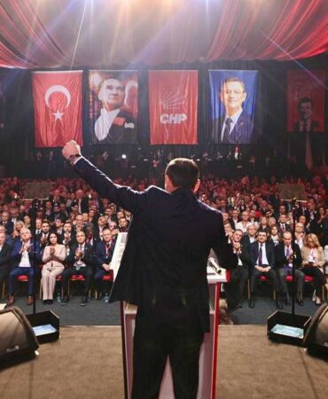 CHP Olağan İstanbul İl Kongresi yapılıyor