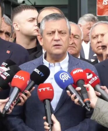 CHP lideri Özgür Özel 'Trump’tan meşruiyet dilenene biz meşruiyet kazandırmayız'