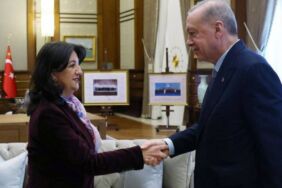 Erdoğan - DEM Parti görüşmesi ertelendi Kritik randevu 30 Ekim’e alındı!