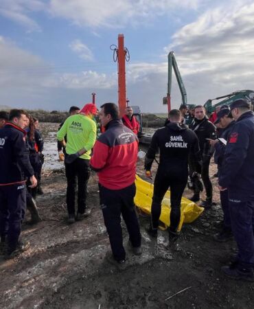 Foça'daki selde kaybolan Bülent Kaptanoğlu'ndan acı haber