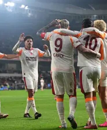 Galatasaray - Başakşehir engelini geçti Spor yazarlarından 'Bu lige fazla' yorumu