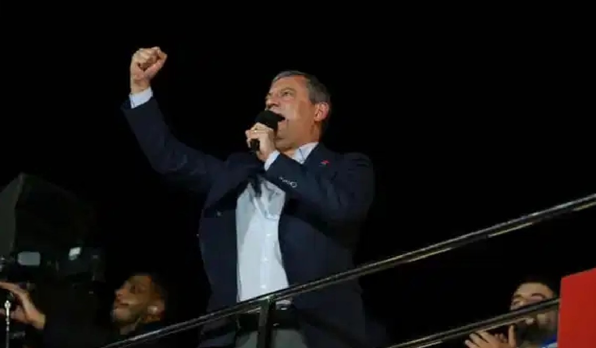 Özgür Özel Sarıyer'de 'hayalini' açıkladı 'Seçim akşamı geldiğinde…