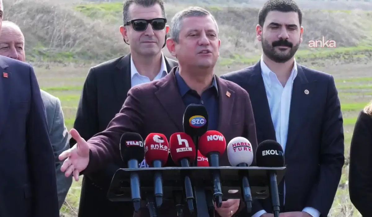 Özgür Özel’den Lütfü Savaş’a sert yanıt 'Beni çok az tanımış, yakından tanıtacağım kendisine…'