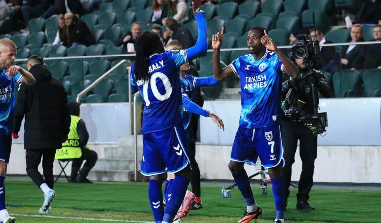 Samsunspor, Legia Varşova’yı deplasmanda devirdi 3 puanla başladı