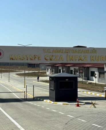 Tekirdağ'da infaz koruma memurlarına bıçaklı saldırı