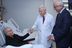 Zatürre tedavisi gören Hikmet Çetin hastaneden taburcu oldu