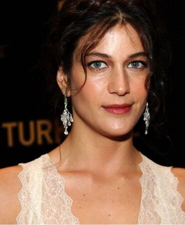 berrak tüzünataç