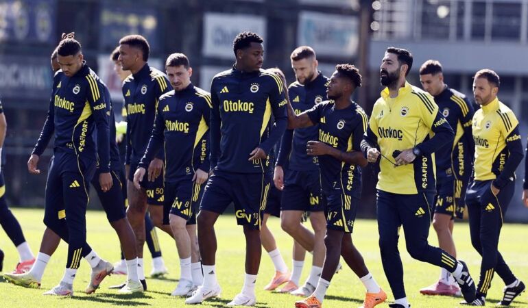 Fenerbahçe’den UEFA listesinde flaş değişiklik!