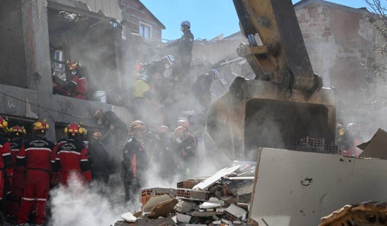 Gebze’de çöken binadan bir acı haber daha!