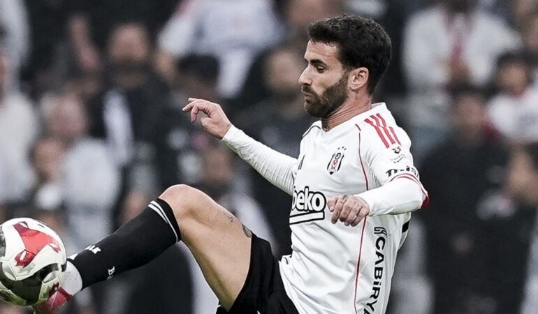 Fenerbahçe maçı öncesi… Beşiktaş’ta flaş Rafa Silva gelişmesi!