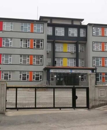 12 yaşındaki öğrenci kalp krizi geçirdi Yaşamını yitirdi!