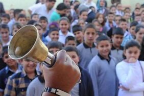 Ara tatil bitti 18 milyon öğrenci bugün yeniden okula döndü