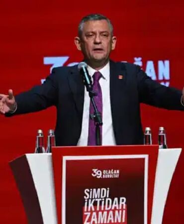 CHP Genel Başkanı Özgür Özel’in 'z planı' Olağan Kurultayı’nda yankı buldu!