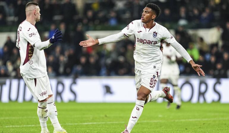 Trabzonspor, 10 kişi Başakşehir’i son dakika golüyle devirdi!