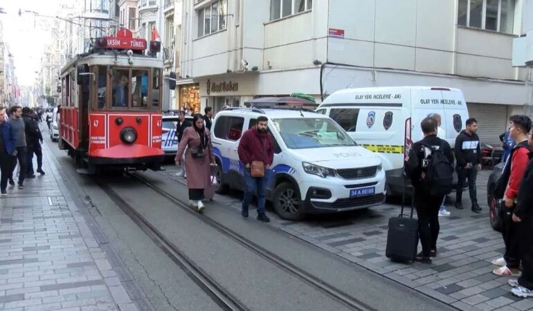 İstiklal Caddesi’nde silahlı kavga!