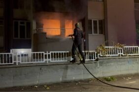 Kütahya'da 8 katlı binada yangın