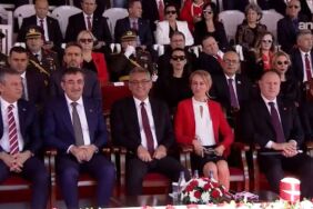 Lefkoşa’da coşkulu tören KKTC bağımsızlığının 42’nci yılını kutladı