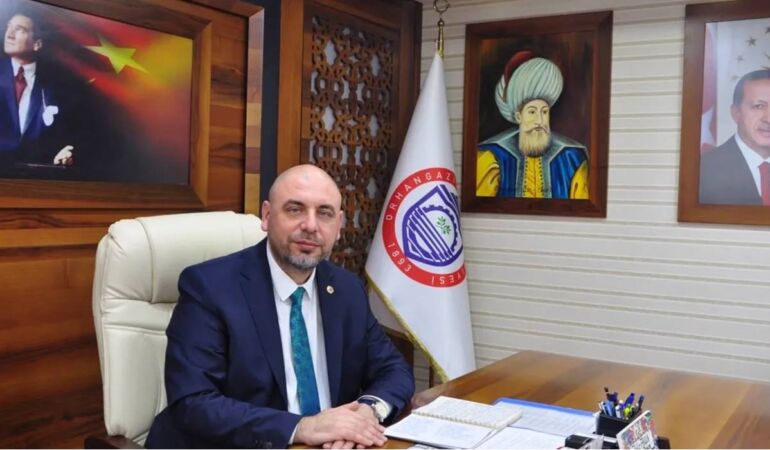 AKP’li Orhangazi Belediye Başkanı Bekir Aydın hastaneye kaldırıldı!