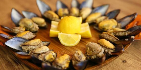 Ortaköy’deki trajedi sonrası uyarı: Uzman isim sokakta yenmemesi gereken 10 yiyeceği sıraladı