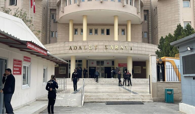 Şanlıurfa Adliyesi’nde korkutan patlama!