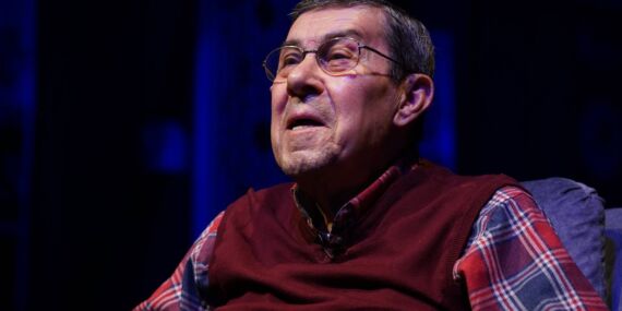 Huzurevine yerleşen usta oyuncu Zihni Göktay kaza geçirdi!