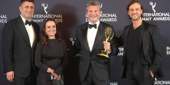 Deha dizisi Uluslararası Emmy Ödülü kazandı!