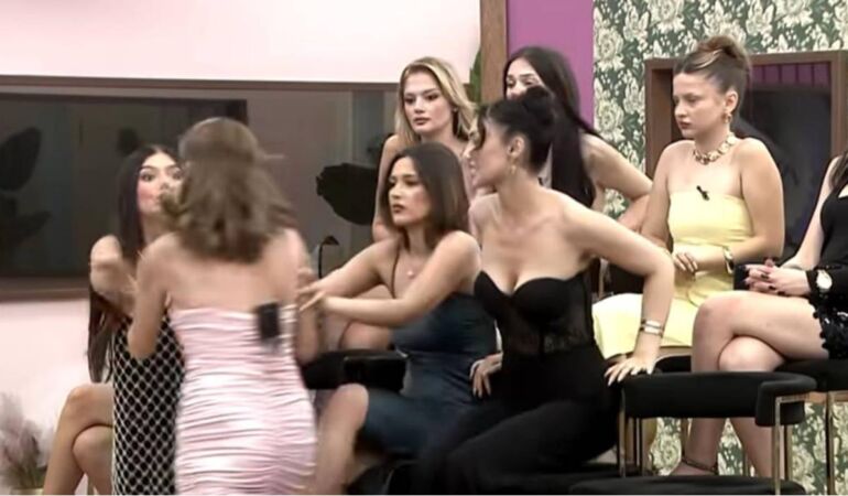 Kısmetse Olur’da şoke eden kavga!