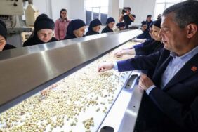 miting öncesi sürpriz ziyaret özgür özel ordu’da fındık fabrikasında