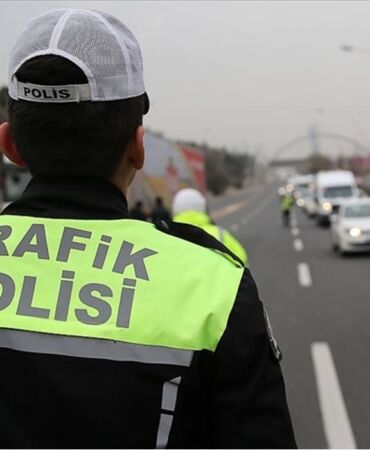 trafik polisi