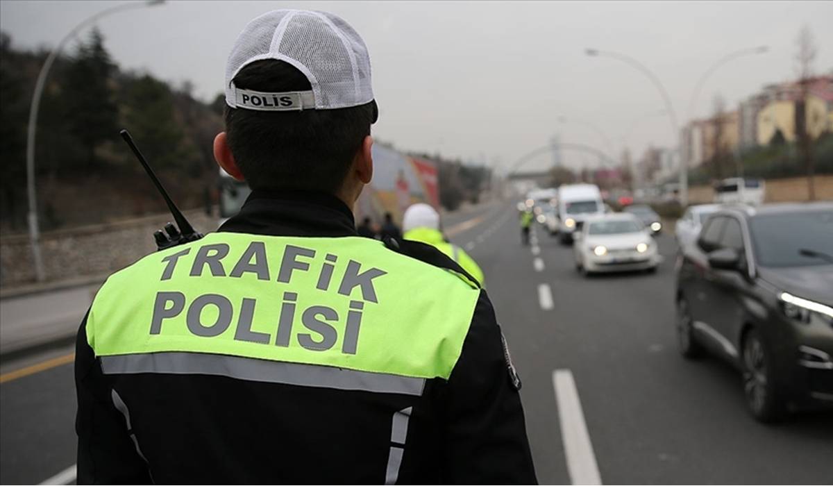 trafik polisi
