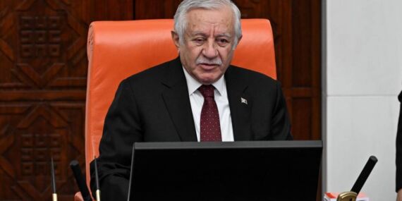 MHP’li Celal Adan’dan Meclis’te sert çıkış: ‘Kimi döveceksin’