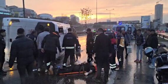 İstanbul’da havaalanı personel servisi kaza yaptı: 2’si ağır 5 yaralı!