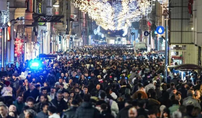 Kalabalık alanlar hedefteydi Yılbaşı öncesi IŞİD soruşturması