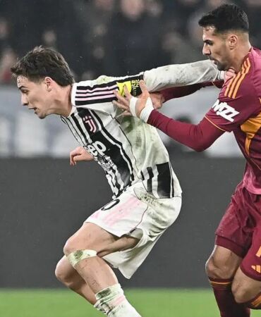 Milli futbolcular karşı karşıya Kenan Yıldız’lı Juventus’tan Roma’ya darbe!