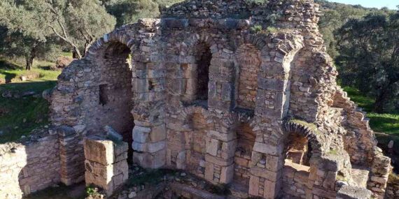 Nysa Antik Kenti’nde önemli keşif: Antik kütüphaneye çıkan basamaklar açığa çıktı!