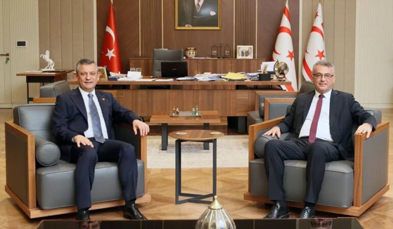 Özgür Özel, KKTC Cumhurbaşkanı Erhürman ile bir araya geldi!