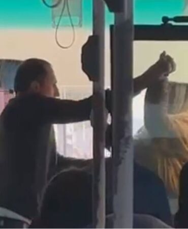 Şoför ve kadın yolcu birbirlerine saldırdı