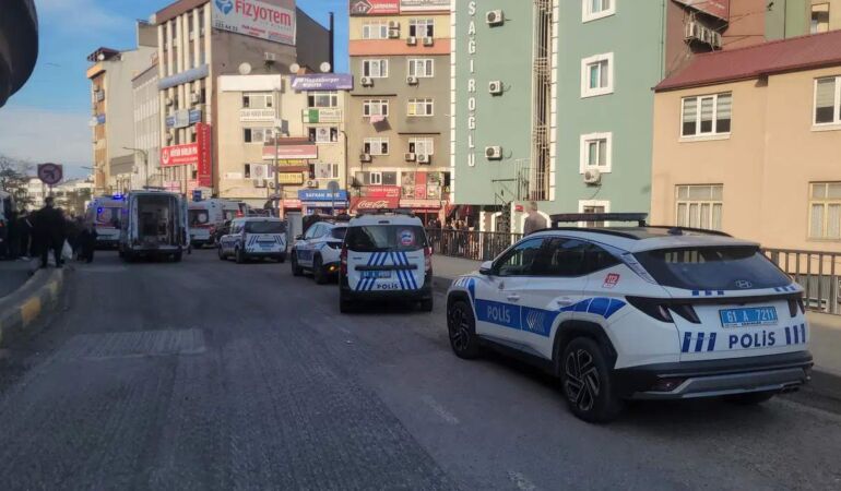 Trabzon’da alacak kavgası kanlı bitti 1’i ağır 8 yaralı