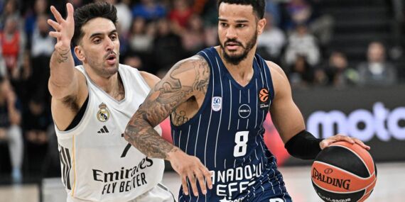 Anadolu Efes sahasında Real Madrid’e direnemedi!