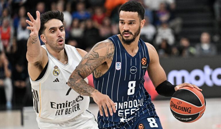 Anadolu Efes sahasında Real Madrid’e direnemedi!