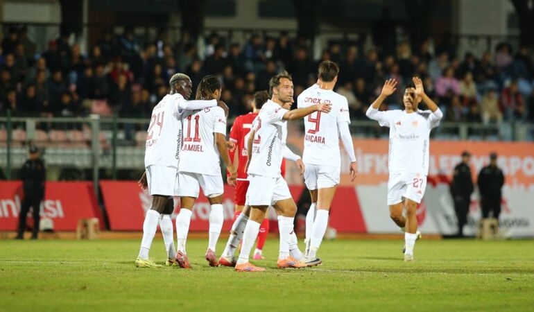 Süper Lig ekibinde şaşırtan yasak!