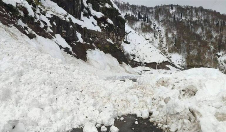 Artvin’deki çığ faciasında ölü sayısı yükseldi!