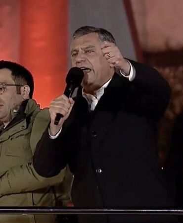 CHP Bağcılar’da Özgür Özel'den Erdoğan'a '29 Mart' teklifi!