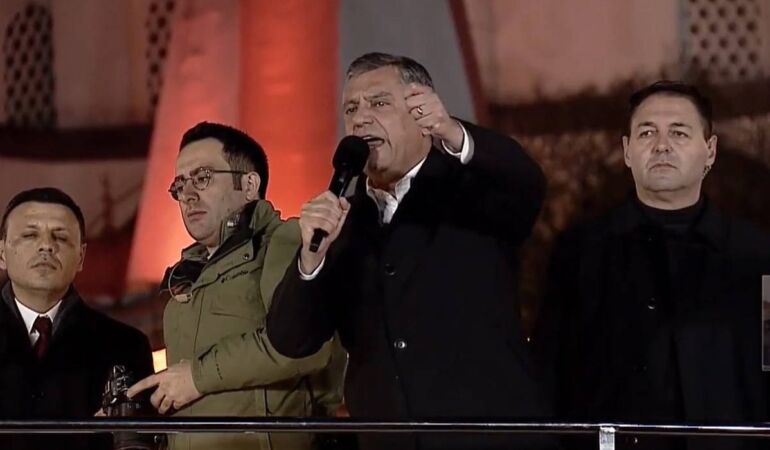 CHP Bağcılar’da Özgür Özel'den Erdoğan'a '29 Mart' teklifi!