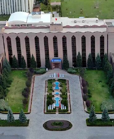 Diyanet'ten tepki çeken harcama Suudi Arabistan'da 5 yıldızlı otelde 5 milyon TL'lik toplantı!